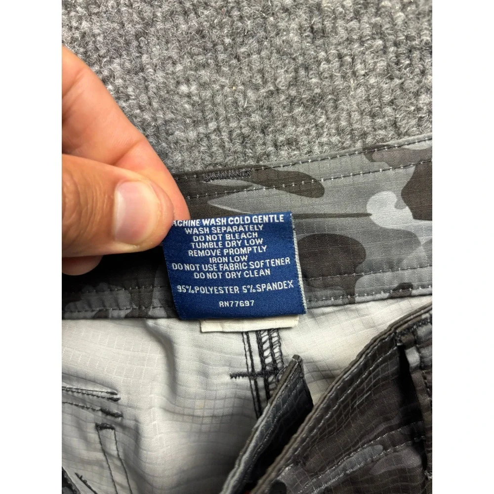 AFTCO Fishing Shorts Mens 32 Grey Camo Ripstop Cargo Performance Stretch